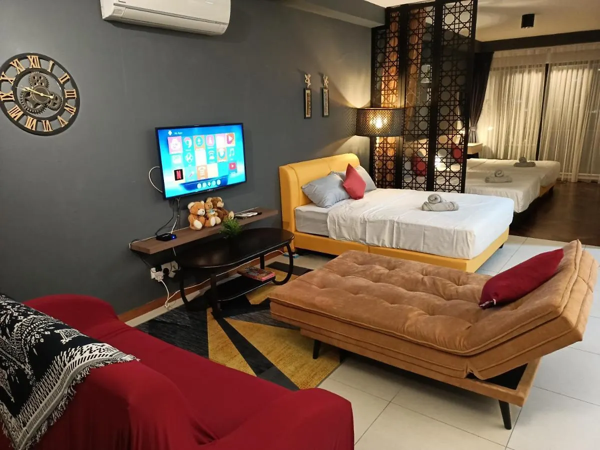 cozy seaview 5 studio apartment Tanjung Tokong